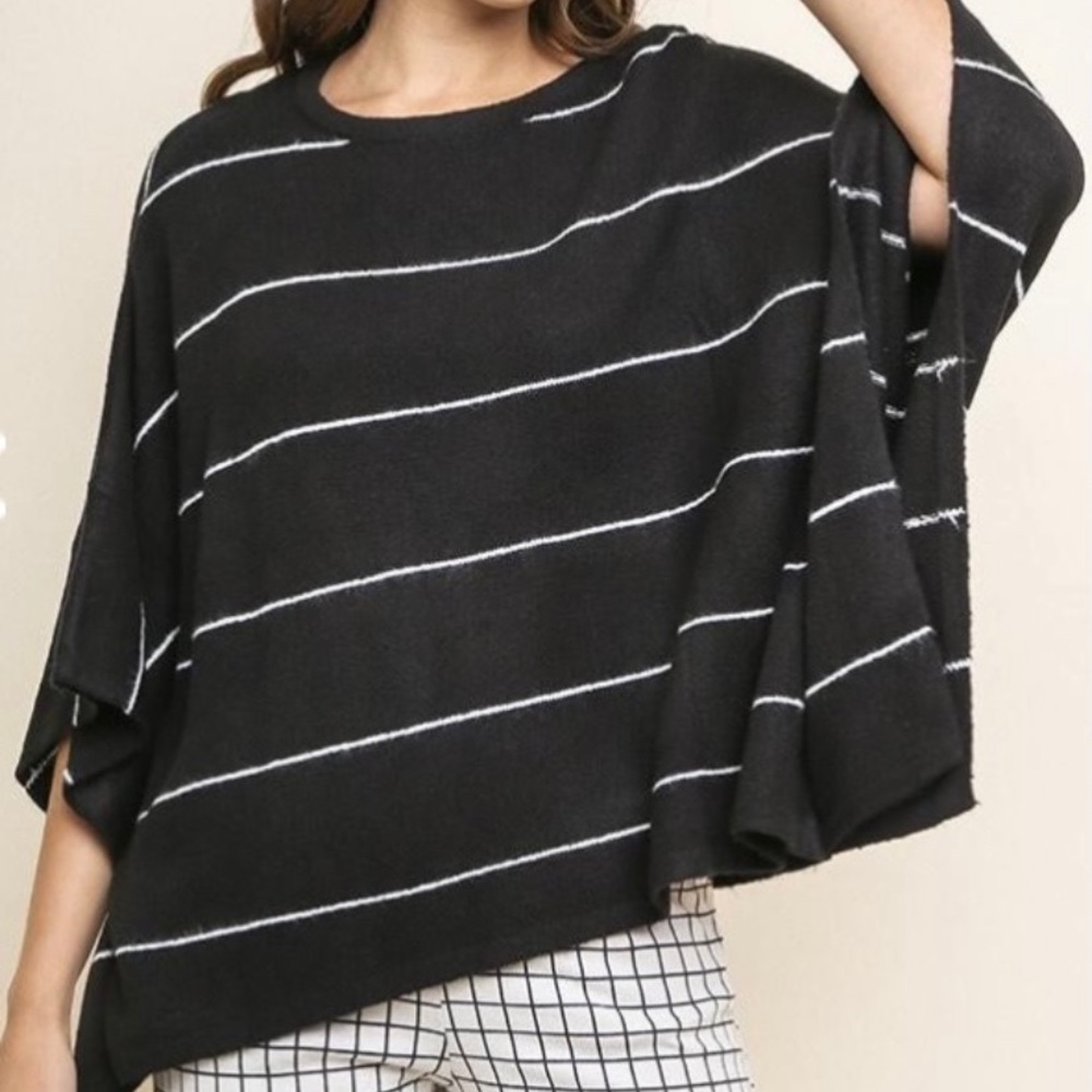 Umgee Black + Ivory Stripe 3/4 Sleeve Sweater - Picture 3 of 8